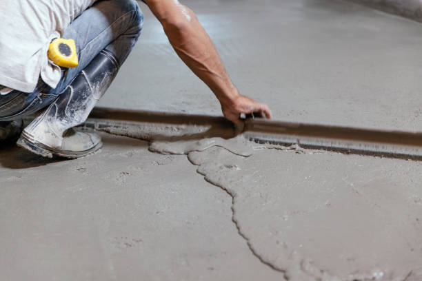 Best Concrete Pool Decks in Oblong, IL